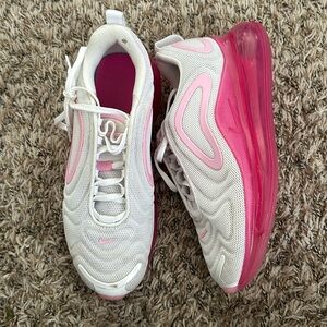 Pink Air Max 720
